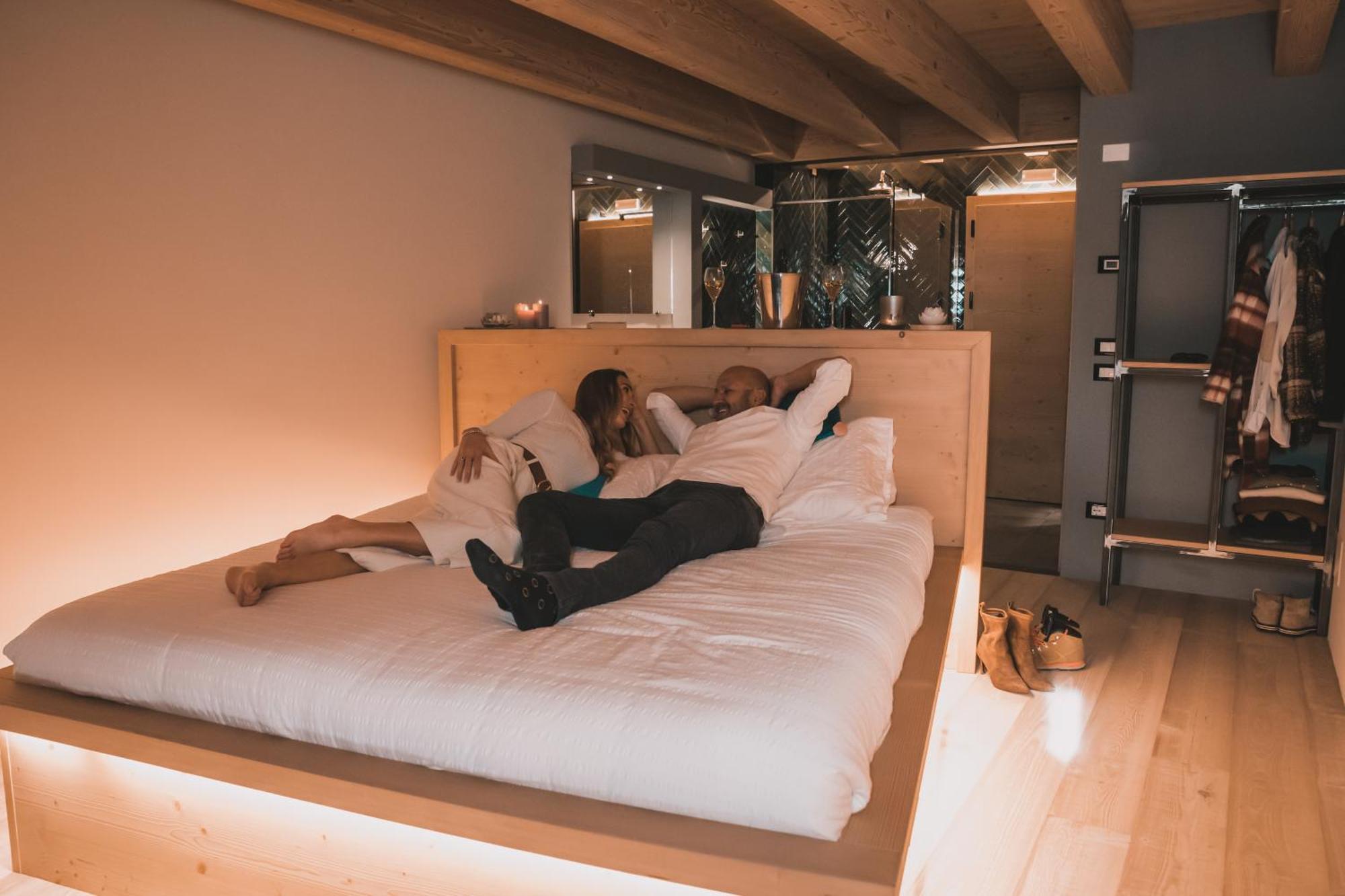 Bazzario B&B Лавароне Екстериор снимка